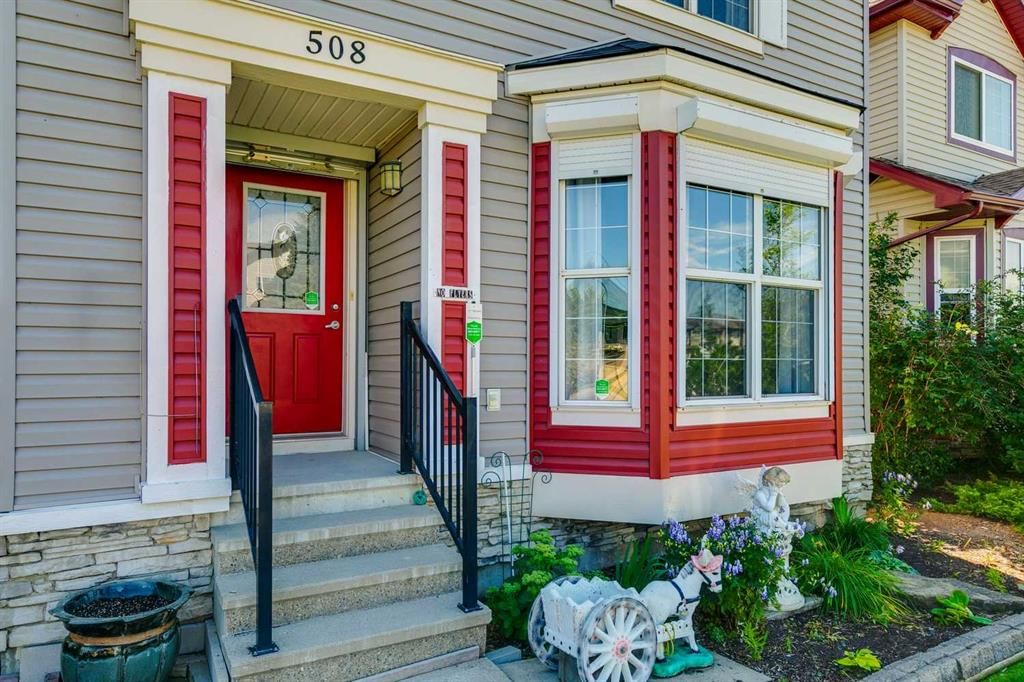 508 Saddlecrest Boulevard NE, Calgary — photo 2 of 41