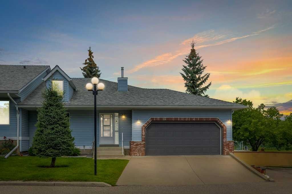 212 Valley Ridge Heights NW, Calgary — photo 2 of 46