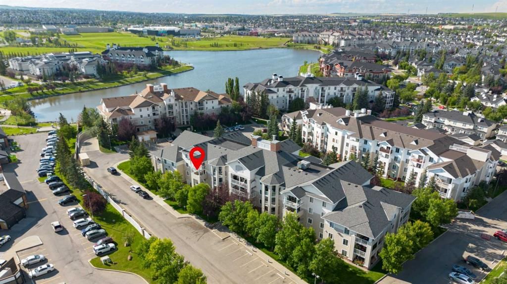 1303, 17 Country Village Bay NE, Calgary — photo 2 of 26