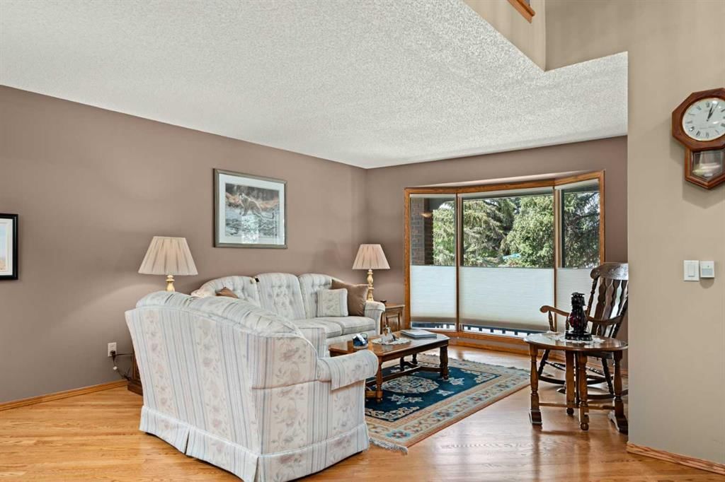 203 Ranch Estates Road NW, Calgary — photo 4 of 45