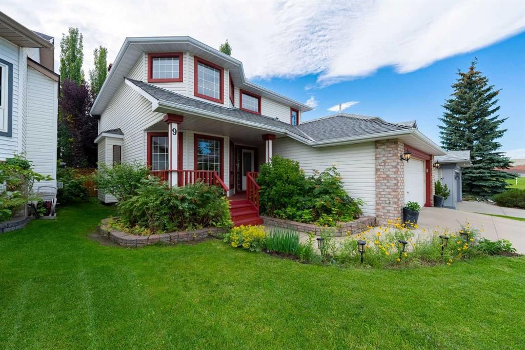 9 Valley Meadow Close NW, Calgary — photo 4 of 50