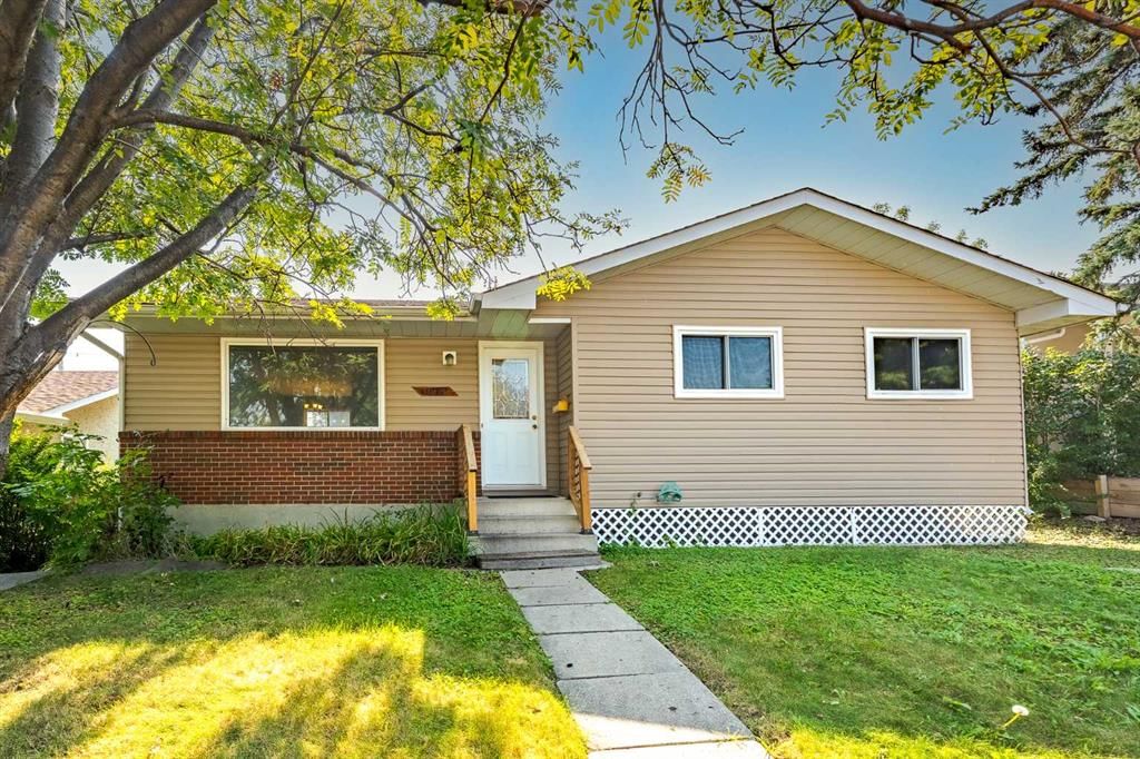 631 Hunts Crescent NW, Calgary — photo 3 of 40