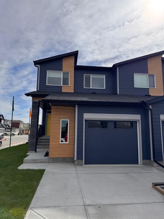4 Wolf Hollow Road SE, Calgary — main listing photo