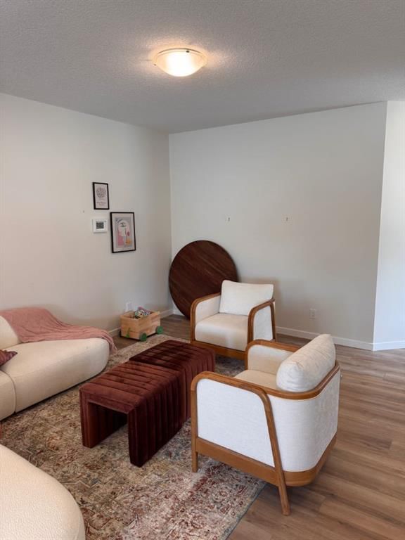 4 Wolf Hollow Road SE, Calgary — photo 4 of 29