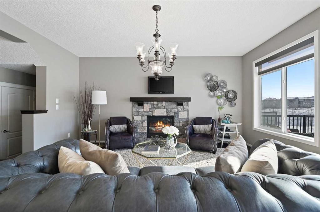 72 Nolanlake View NW, Calgary — photo 5 of 39