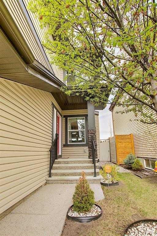 133 Walden Square SE, Calgary — photo 4 of 36