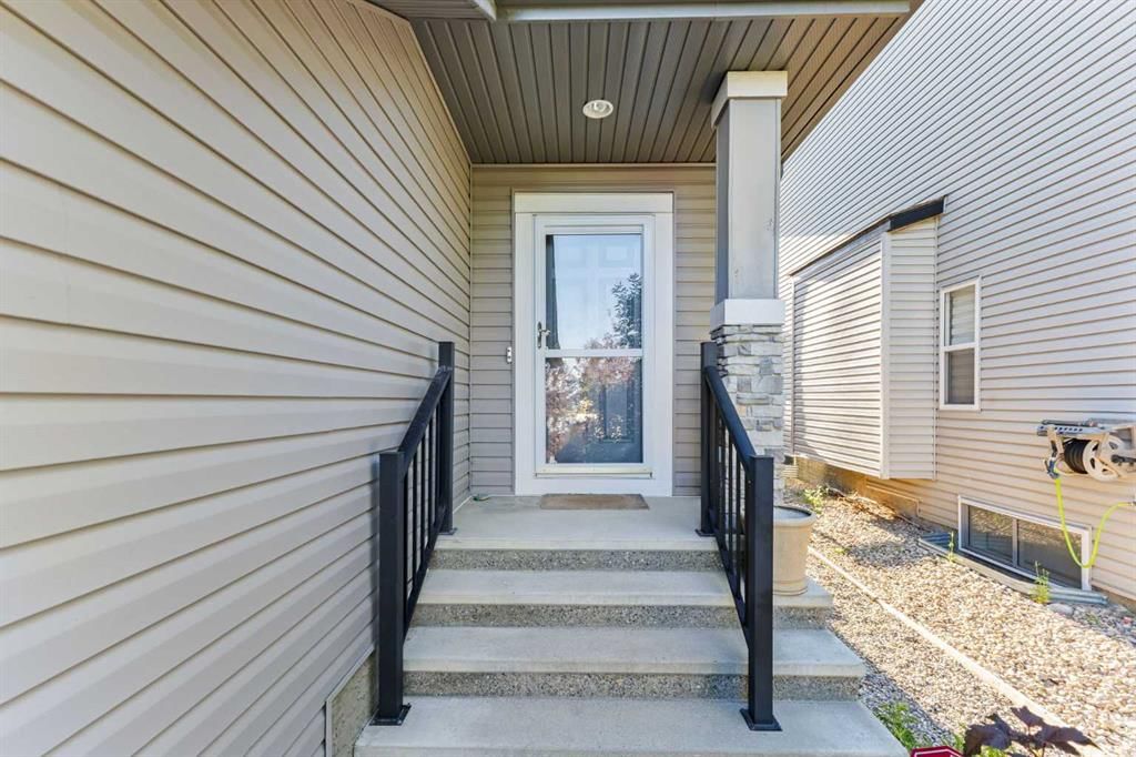 139 Everbrook Drive SW, Calgary — photo 3 of 50