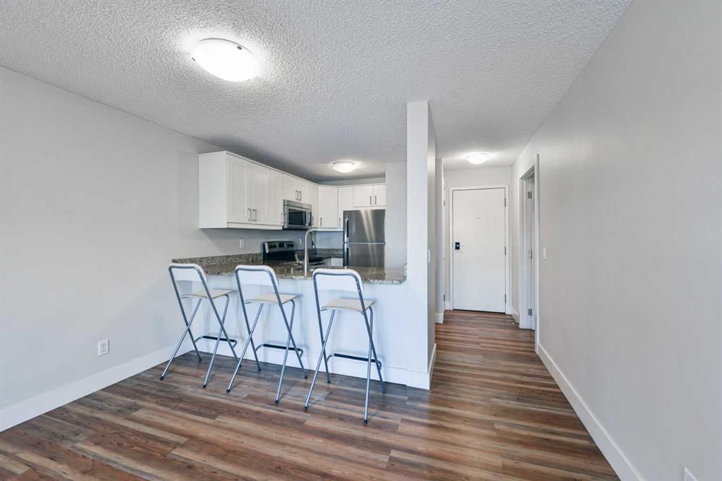 203, 1915 26 Street SW, Calgary — photo 3 of 26