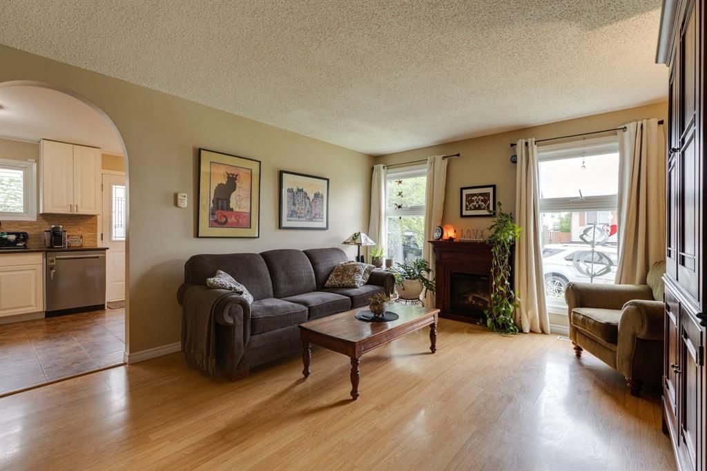 87 Falton Close NE, Calgary — main listing photo