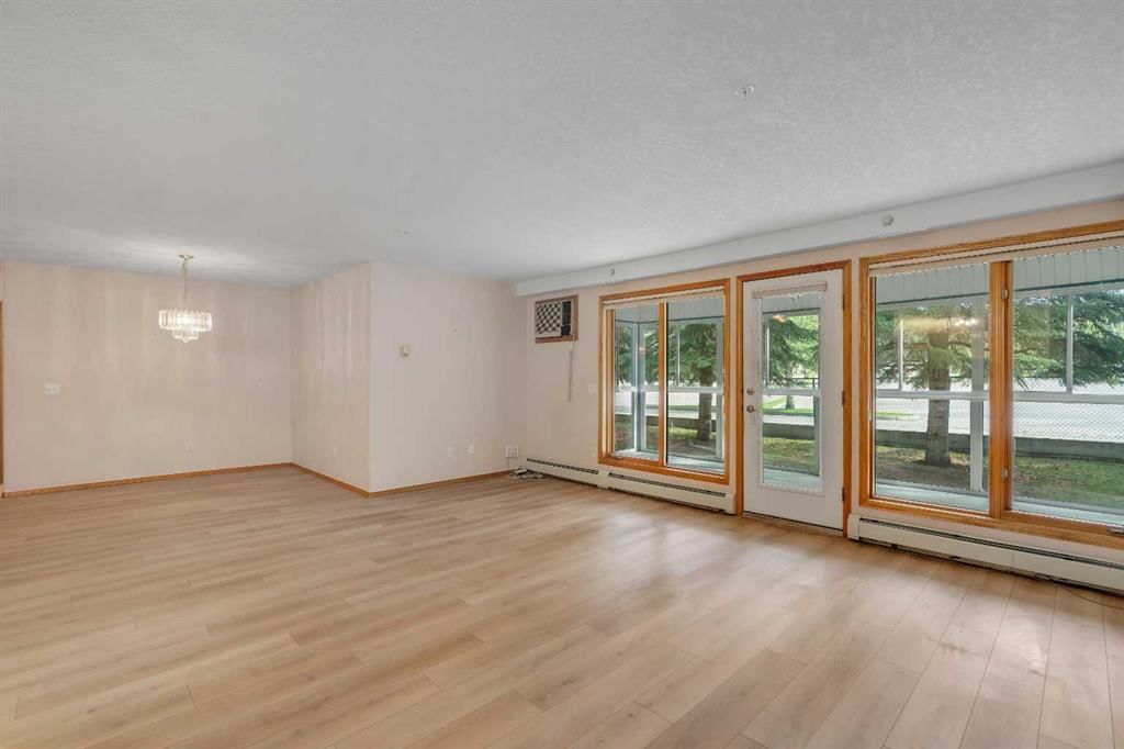 109, 7239 Sierra Morena Boulevard SW, Calgary — photo 5 of 49
