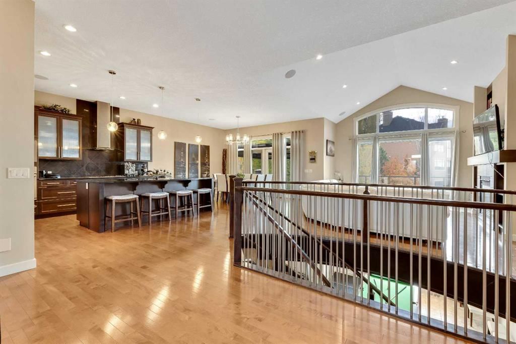 200 Cranleigh Terrace SE, Calgary — photo 2 of 48