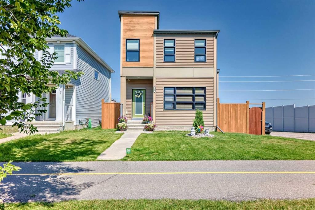 519 Copperpond Boulevard SE, Calgary — main listing photo