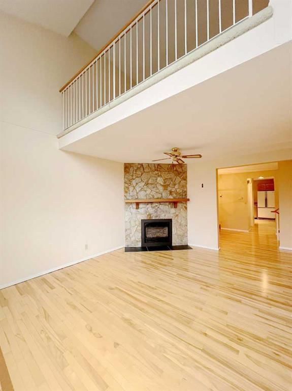 33 Millrise Lane SW, Calgary — photo 3 of 22