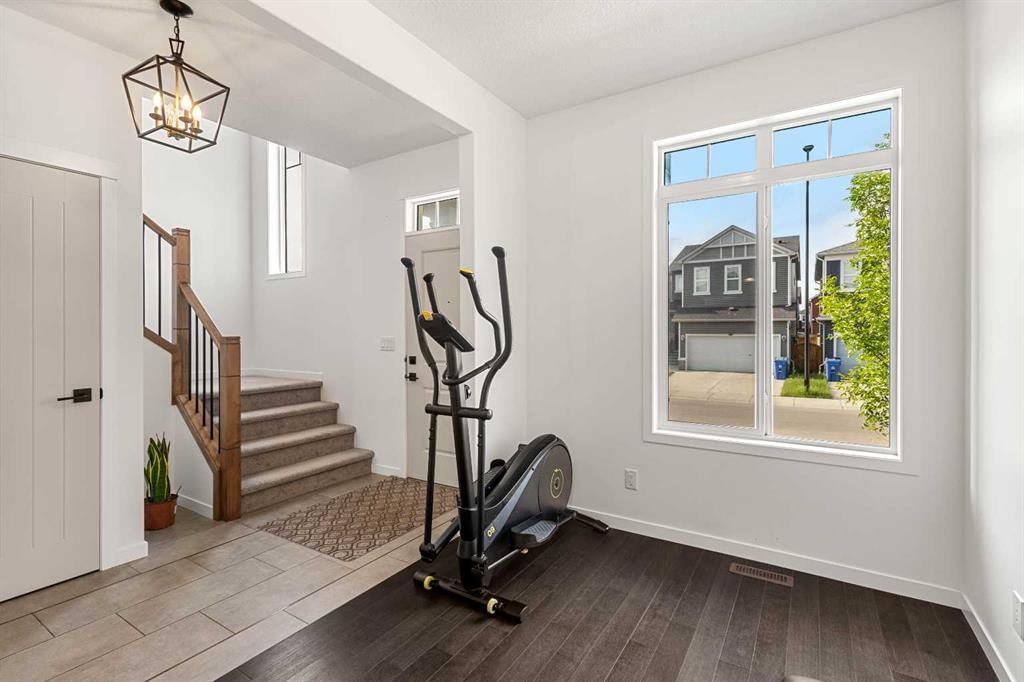 520 Belmont Heath SW, Calgary — photo 5 of 43