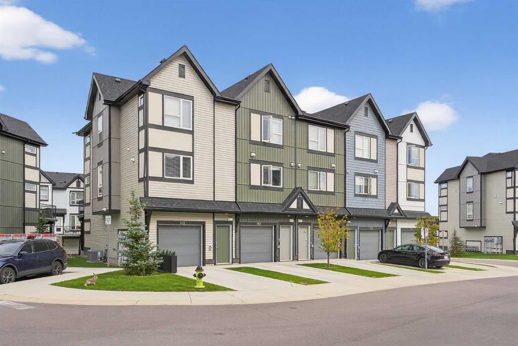104, 16 Evanscrest Park NW, Calgary — photo 4 of 48