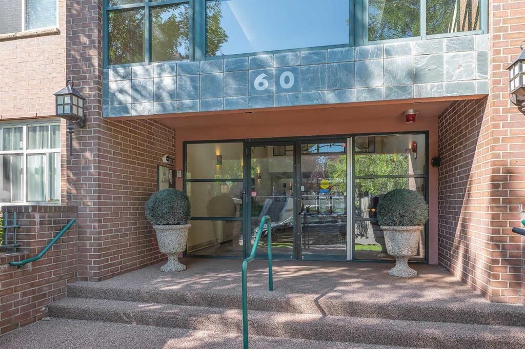 401, 60 24 Avenue SW, Calgary — photo 3 of 50