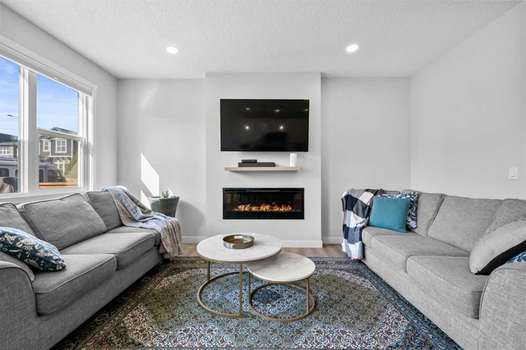 69 Belmont Terrace SW, Calgary — photo 5 of 50