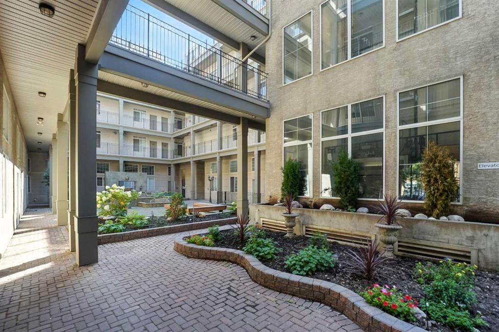 202, 527 15 Avenue SW, Calgary — photo 2 of 31