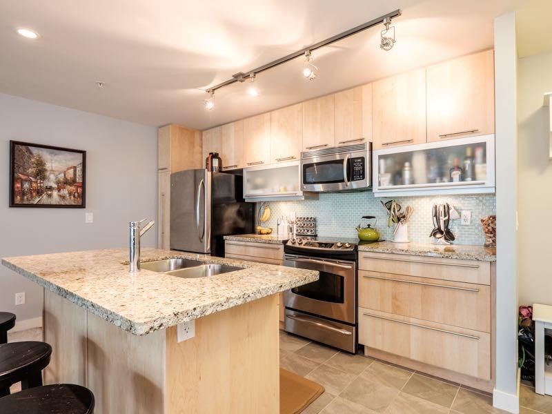204, 215 13 Avenue SW, Calgary — photo 4 of 28