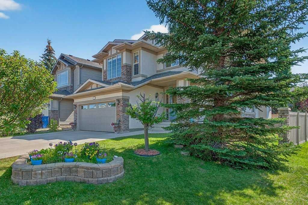 504 Panatella Court NW, Calgary — photo 5 of 50