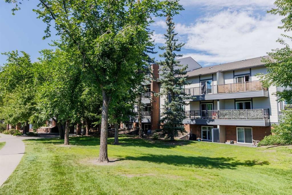 208, 550 Westwood Drive SW, Calgary — photo 2 of 25