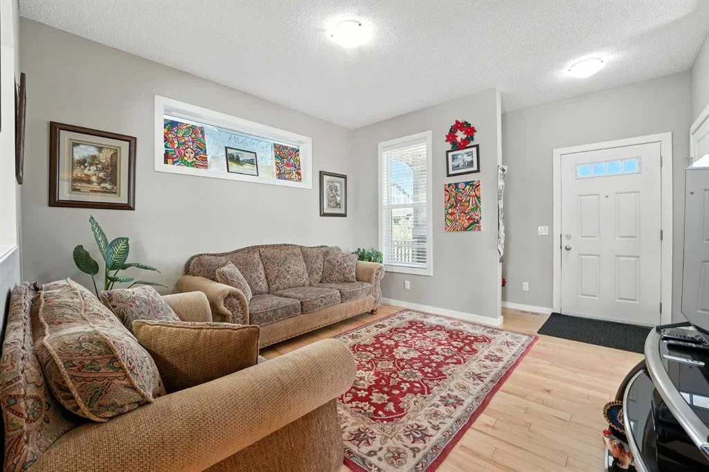 220 Legacy Crescent SE, Calgary — photo 3 of 41