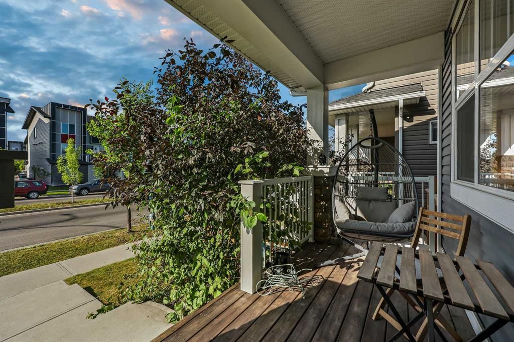 186 Redstone Drive NE, Calgary — photo 4 of 49