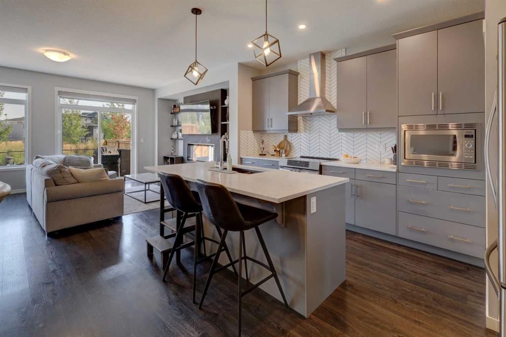 251 Belmont Heath SW, Calgary — photo 5 of 49