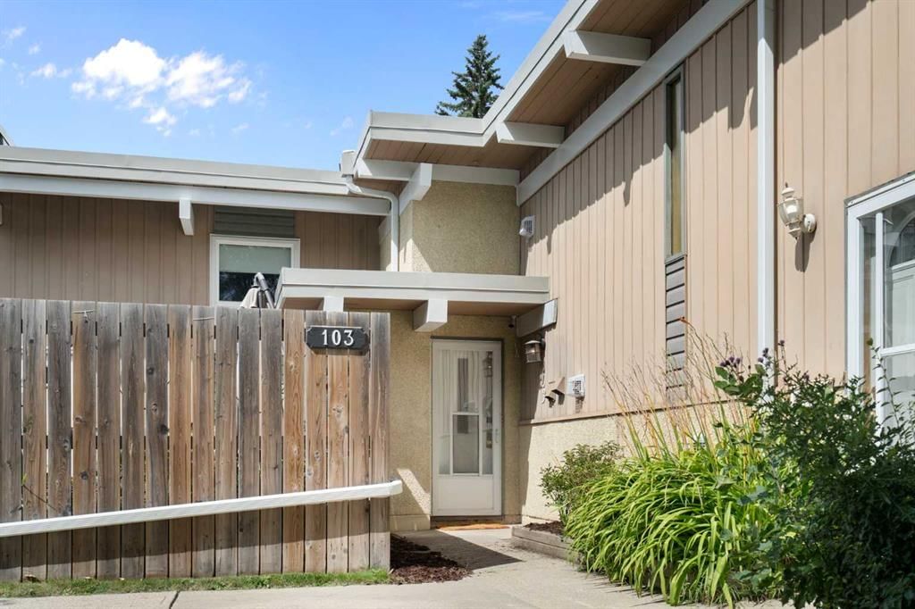 103, 11010 Bonaventure Drive SE, Calgary — photo 3 of 20