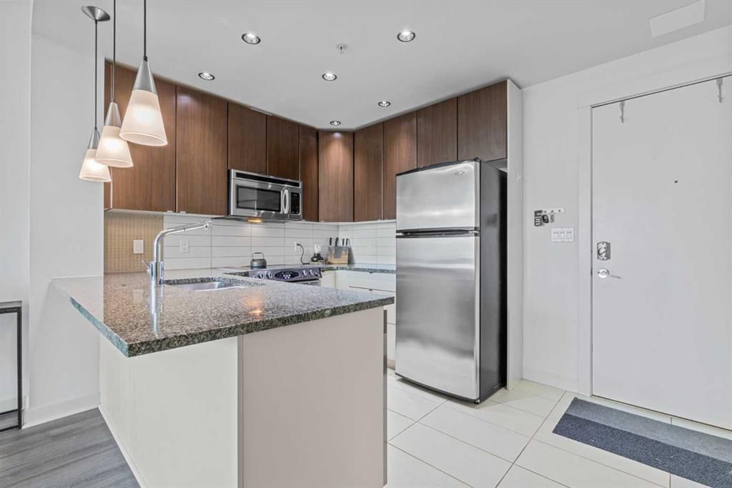 1304, 788 12 Avenue SW, Calgary — photo 4 of 22