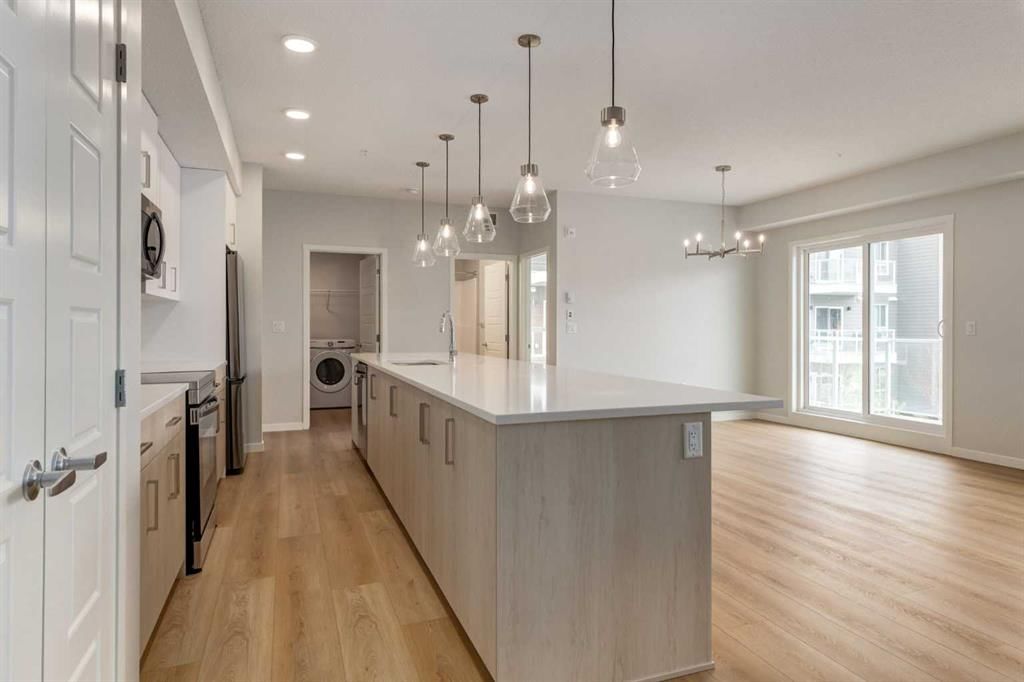 3204, 550 Belmont Street SW, Calgary — photo 4 of 31