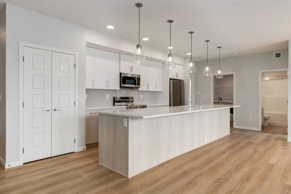 3204, 550 Belmont Street SW, Calgary — photo 5 of 31