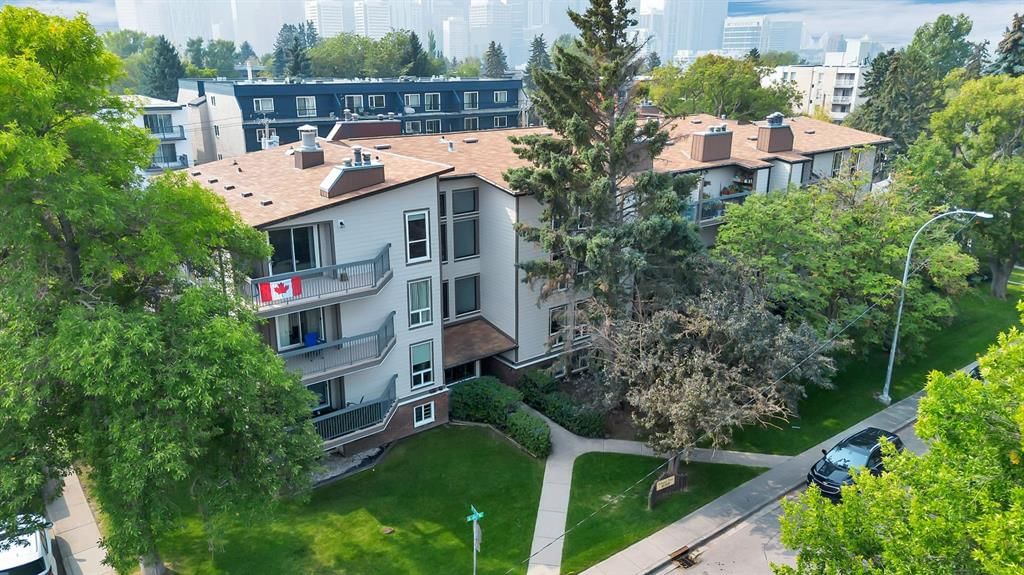 206, 239 6 Avenue NE, Calgary — photo 5 of 28