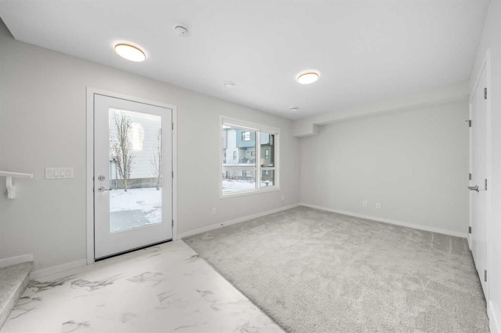 106, 42 Cranbrook Gardens SE, Calgary — photo 3 of 26
