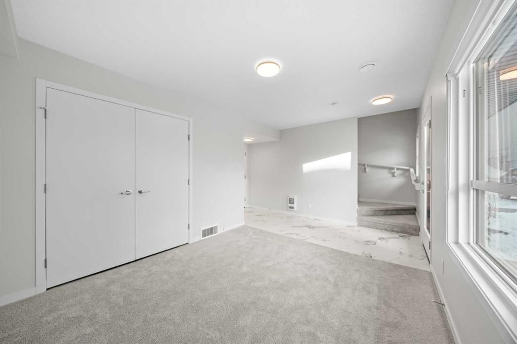 106, 42 Cranbrook Gardens SE, Calgary — photo 4 of 26