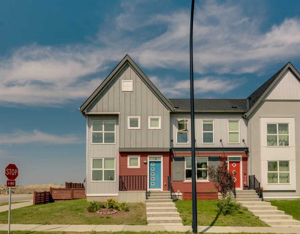 156 Livingston View NE, Calgary — photo 4 of 50