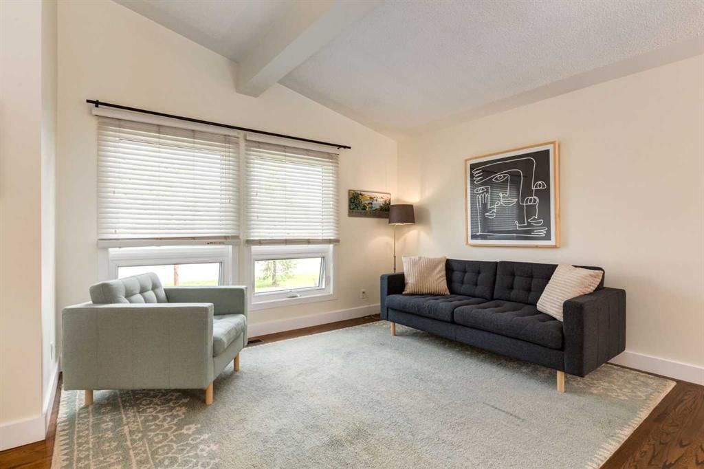 503 Athlone Road SE, Calgary — photo 2 of 40