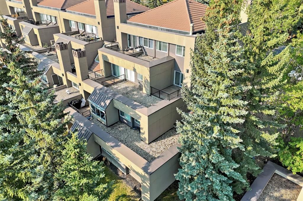 8, 220 Village Terrace SW, Calgary — photo 3 of 43
