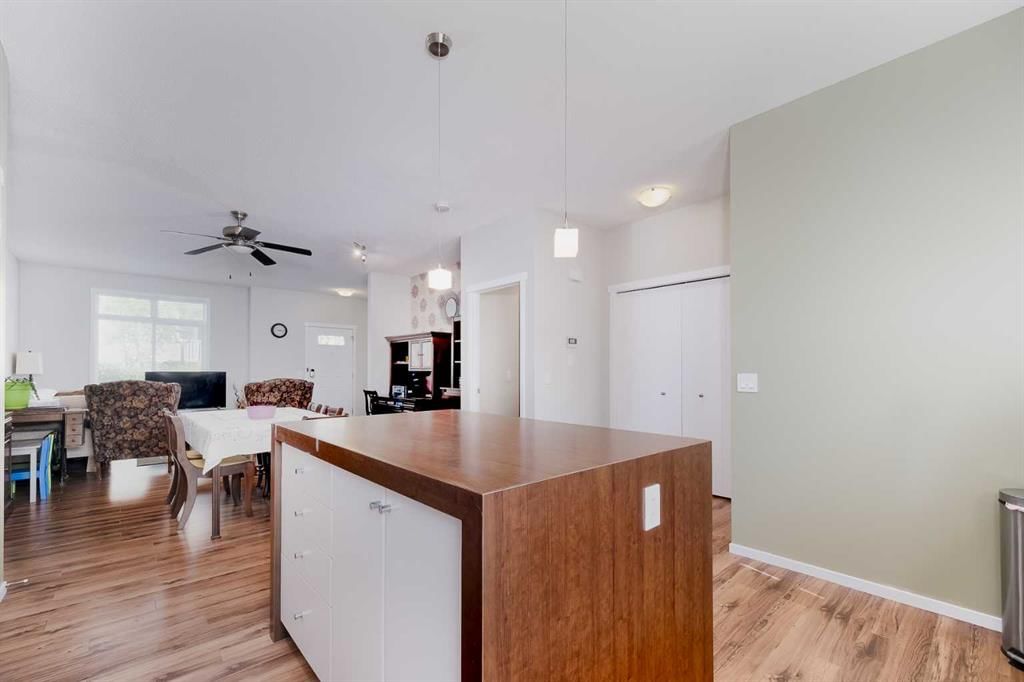 152, 300 Evanscreek Court NW, Calgary — photo 4 of 48