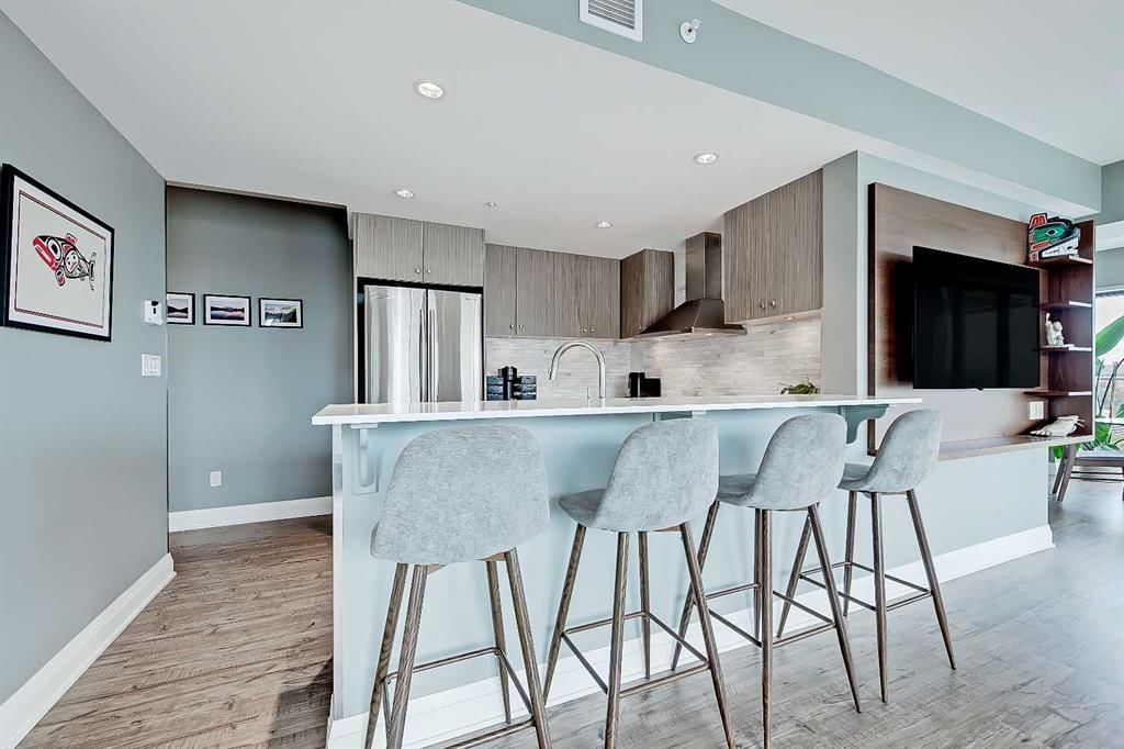 2306, 930 6 Avenue SW, Calgary — photo 2 of 48