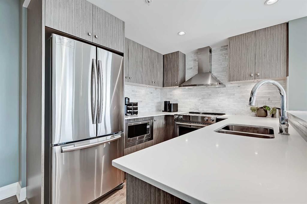 2306, 930 6 Avenue SW, Calgary — photo 4 of 48