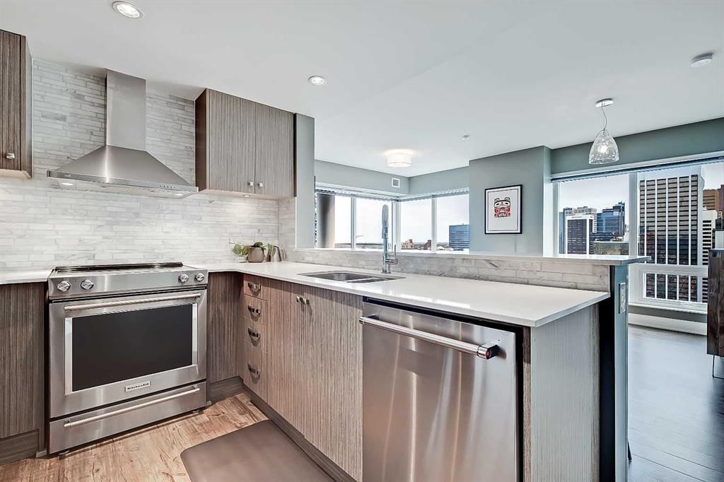 2306, 930 6 Avenue SW, Calgary — photo 5 of 48