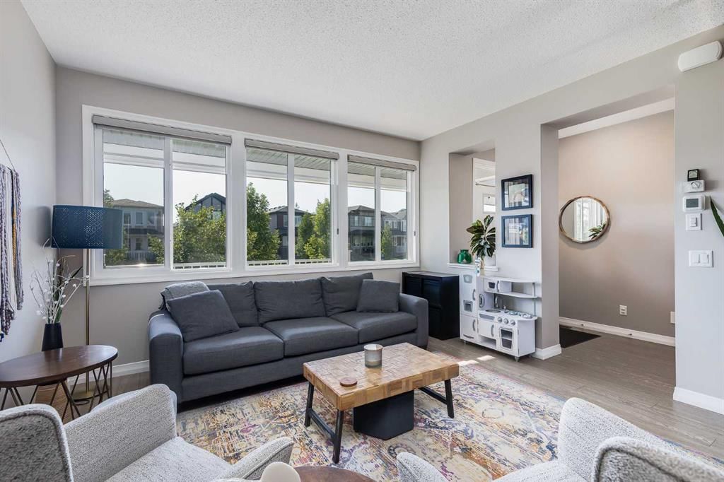 62 Legacy Glen Way SE, Calgary — photo 4 of 27