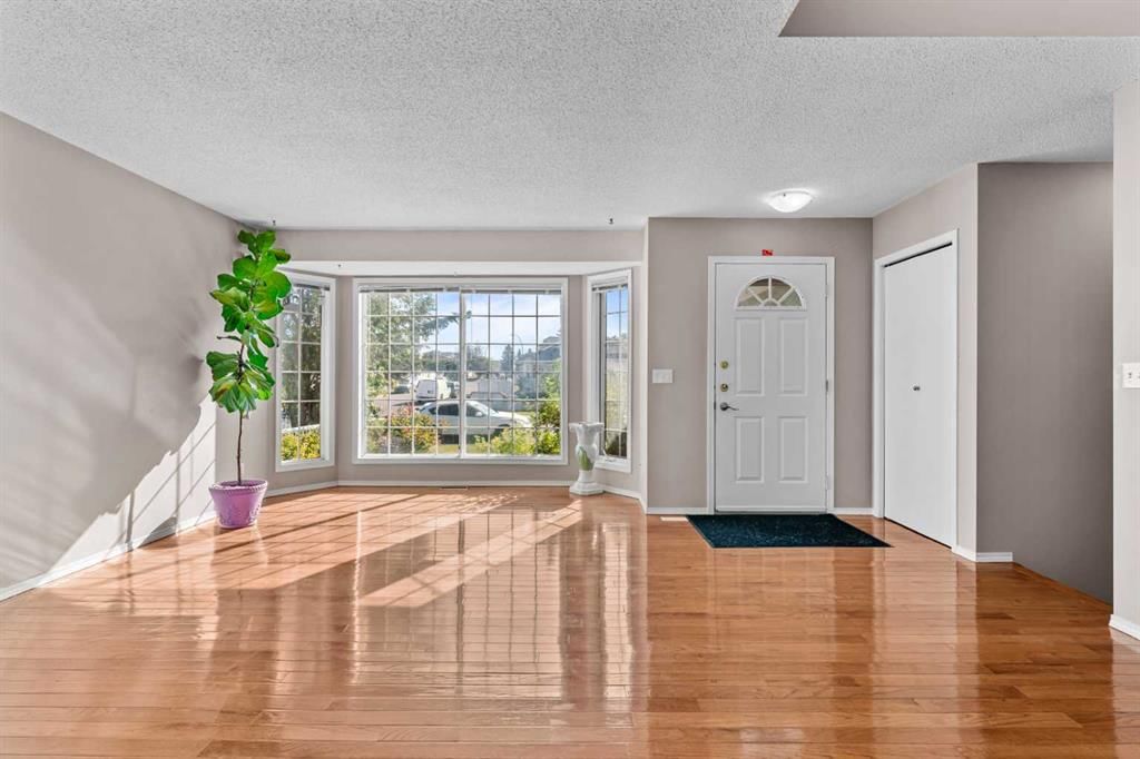 7140 California Boulevard NE, Calgary — photo 5 of 44
