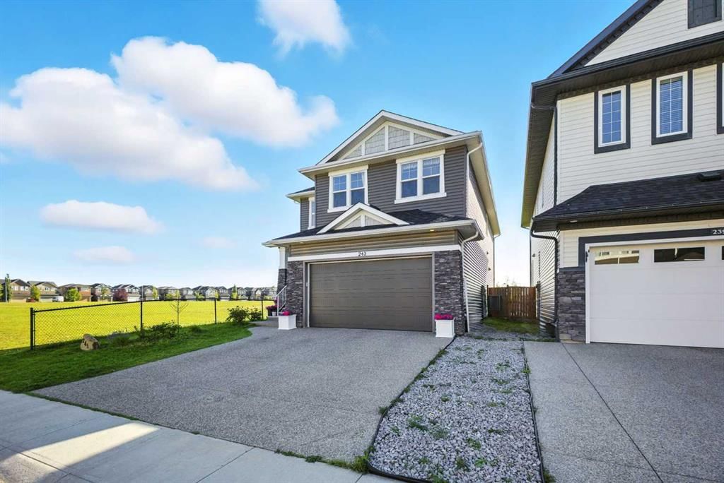 243 Evansfield Way NW, Calgary — photo 4 of 43