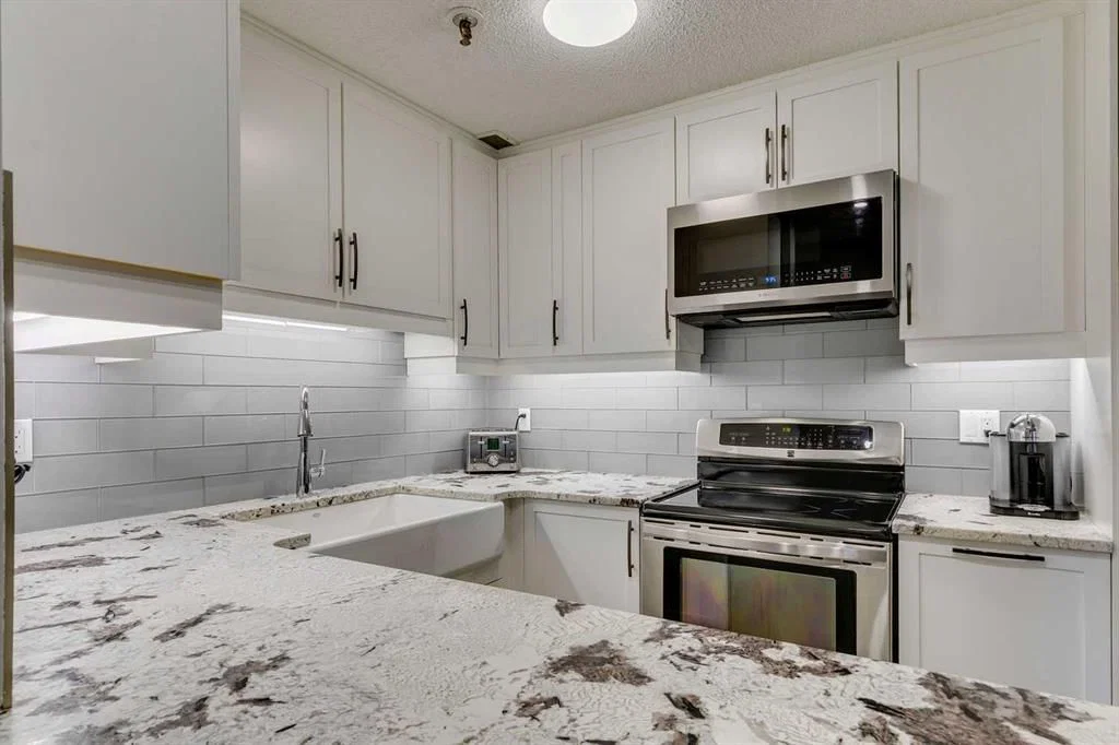 106, 540 18 Avenue SW, Calgary — photo 3 of 31
