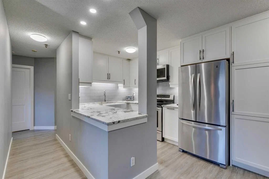 106, 540 18 Avenue SW, Calgary — photo 4 of 31