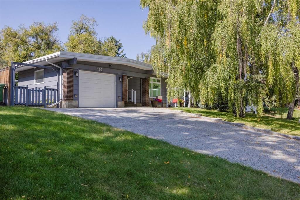 840 Cannell Road SW, Calgary — photo 3 of 37
