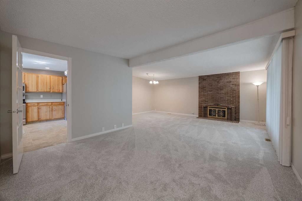 840 Cannell Road SW, Calgary — photo 5 of 37