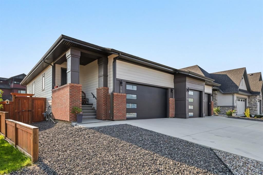 10 Cranbrook Common SE, Calgary — photo 3 of 44